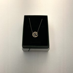 گردنبند متصل طاووس