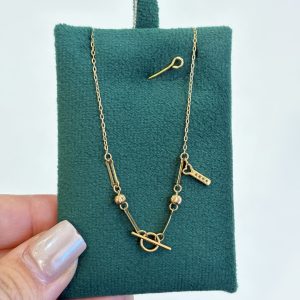 گردنبند گوی و حلقه