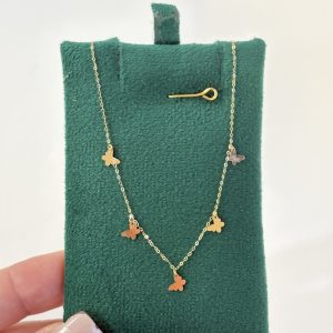 گردنبند با آویز پروانه